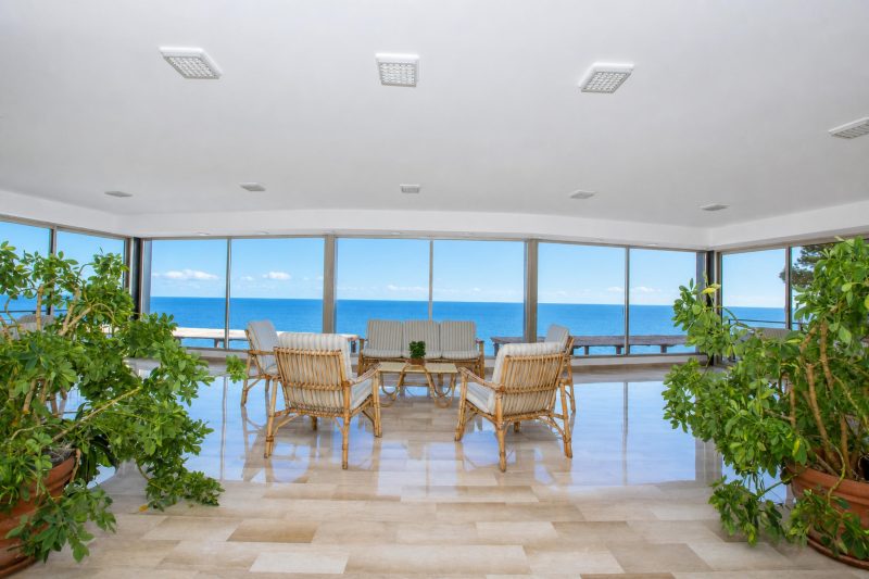Il Suono del Mare - Sea Front Apt and Pool