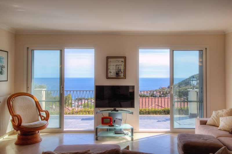 Villa Lucia Riviera dei Fiori, Sea-View and Pool