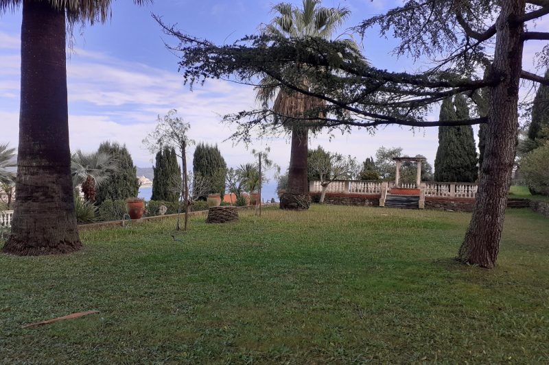 Paradiso Al Mare Terrace and Shared pool