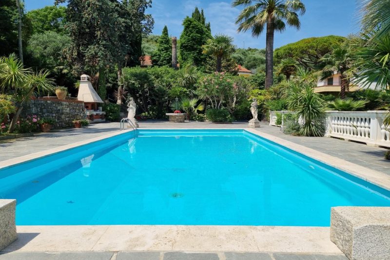 Paradiso Al Mare Terrace and Shared pool
