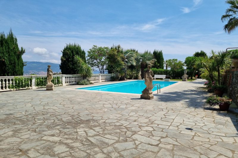 Paradiso Al Mare Terrace and Shared pool