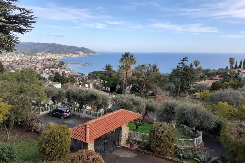 Paradiso Al Mare Terrace and Shared pool