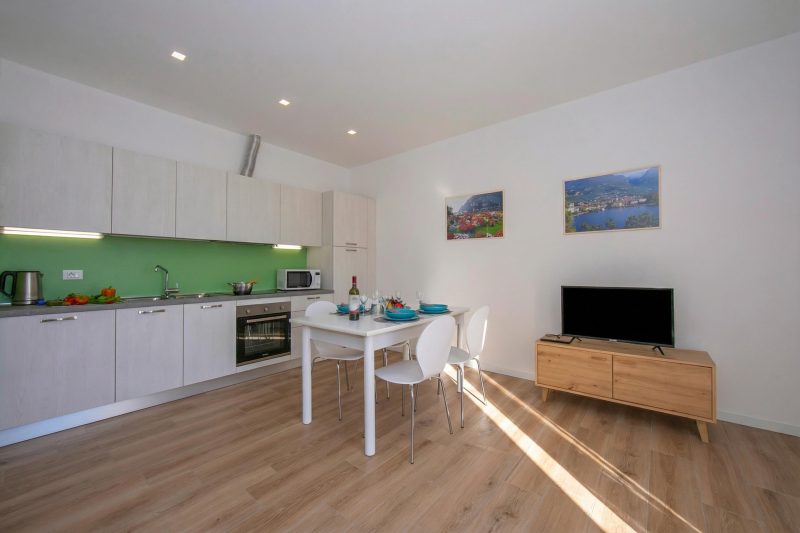 Appartamento Verde - Apartment with Balcony
