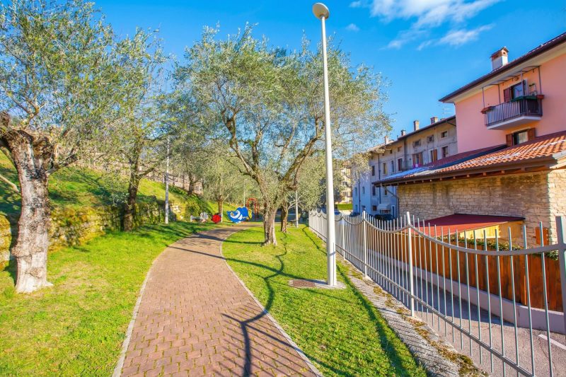 Appartamento Verde - Apartment with Balcony