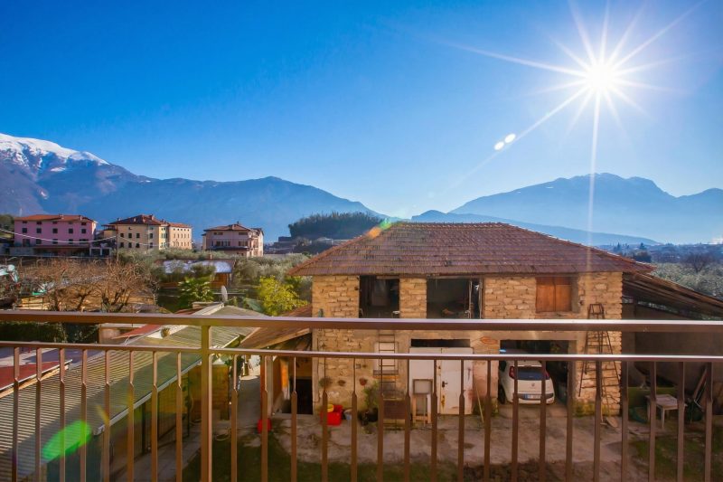 Appartamento Verde - Apartment with Balcony