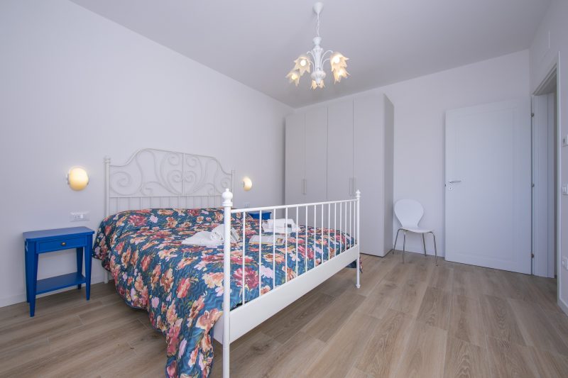 Appartamento Blu - Apartment with Balcony
