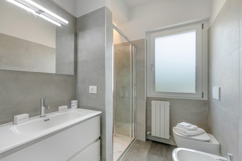 Bellevue Modern Apartment 9