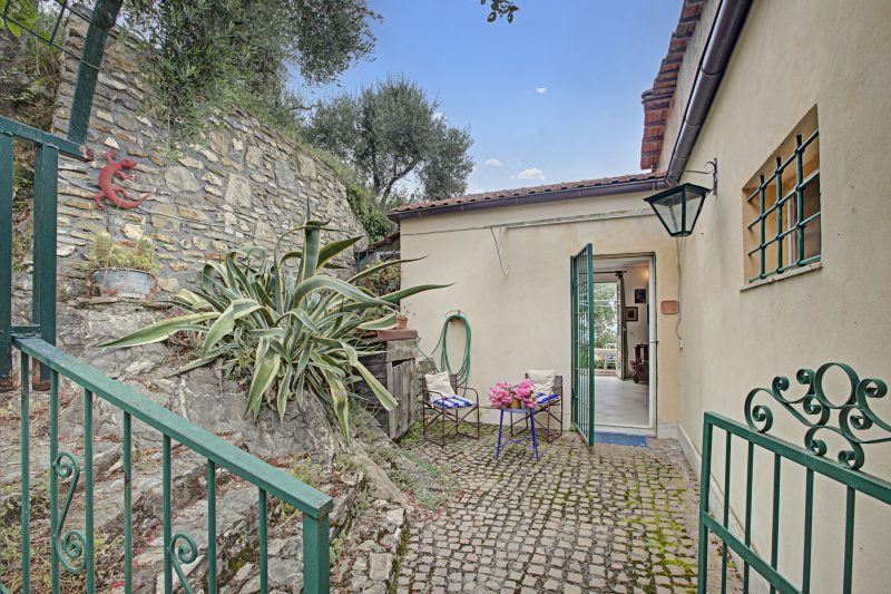 Ca D'artista For Nature Lovers with Terrace Garden