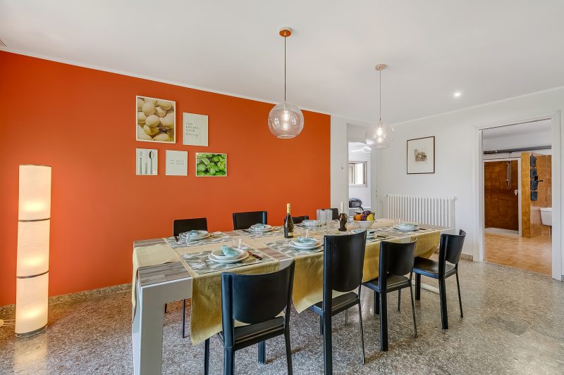 Villa Giulietta: Private Pool & Garden near Lake Maggiore (Sleeps 9)