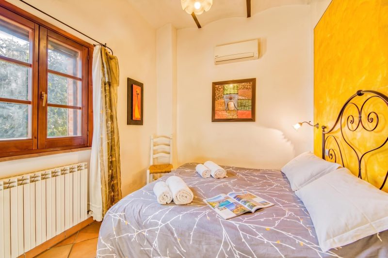 Ginestra Apt with Shared  2 pax