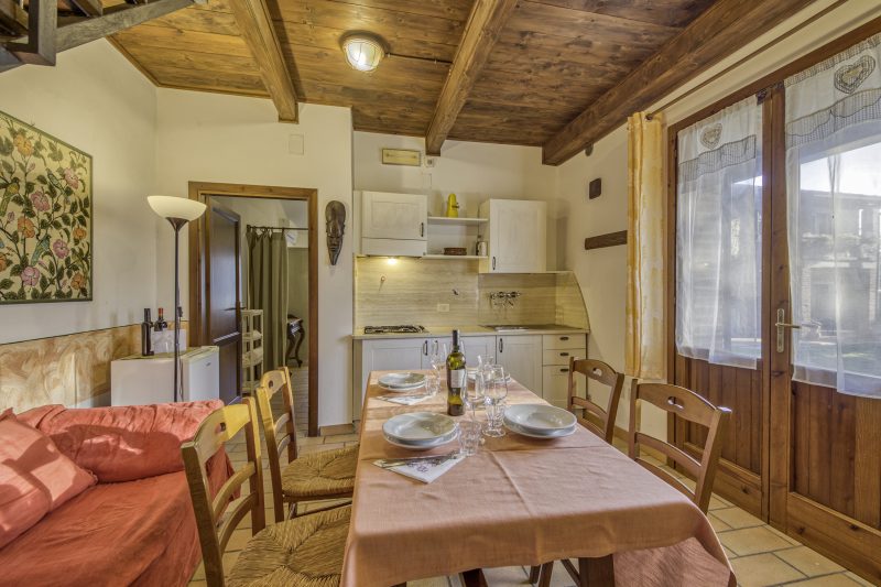 Rosa Canina apt With Shared pool 4 pax