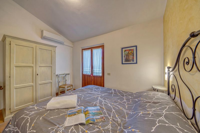 Rosa Canina apt With Shared pool 4 pax