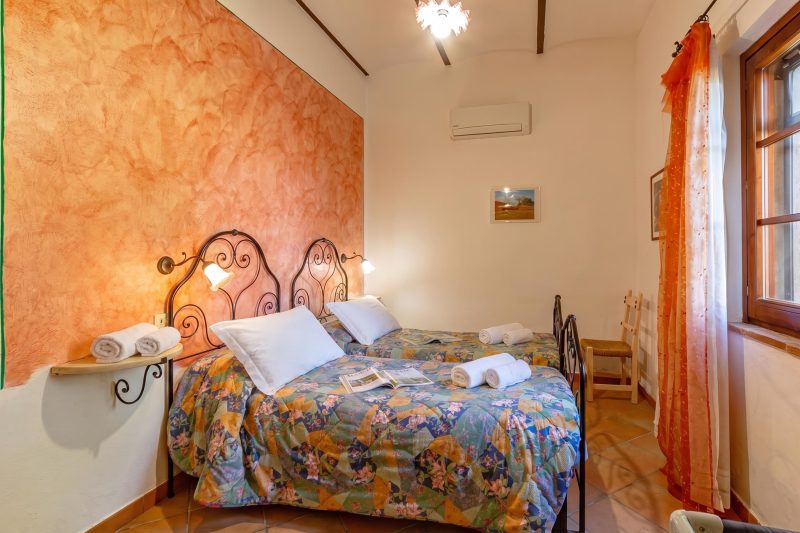 Papavero apt with shared pool