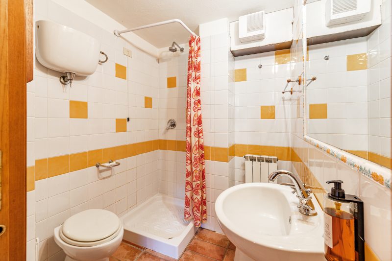 Apartment Biancospino Shared Pool for 5 pax