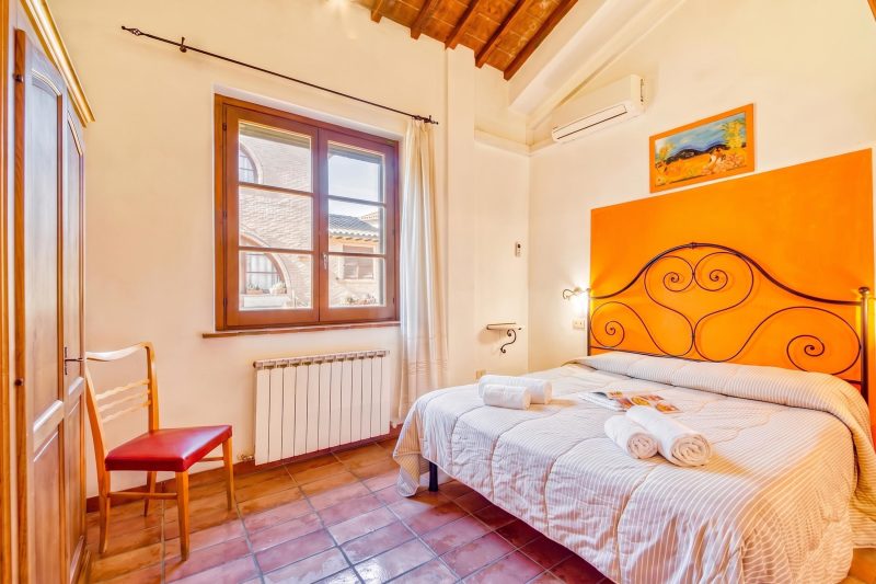 Apartment Biancospino Shared Pool for 5 pax