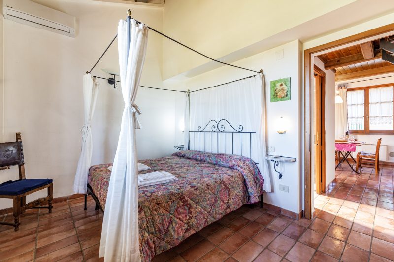 Apartment Alloro Shared Pool for 4 pax