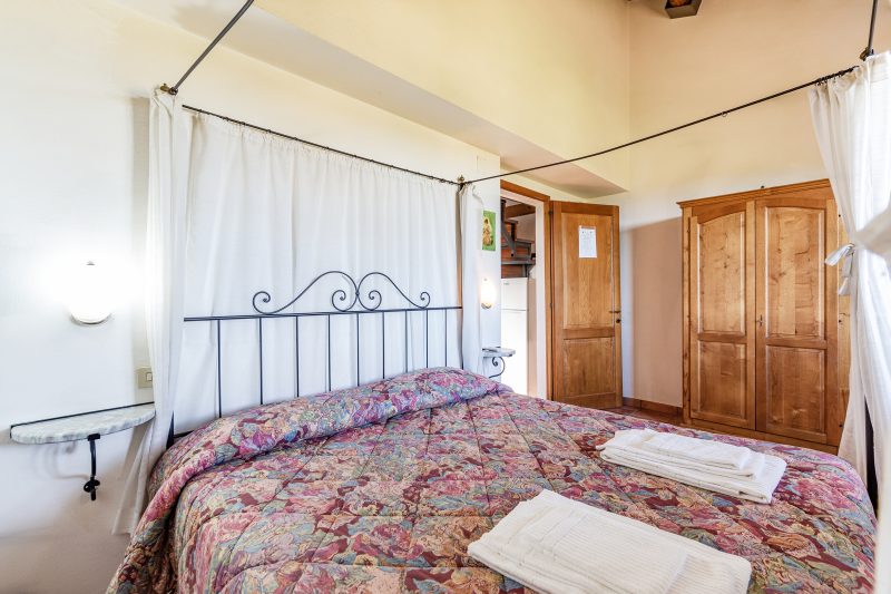 Apartment Alloro Shared Pool for 4 pax