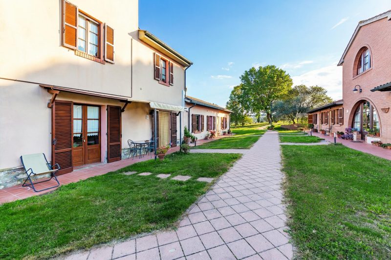 Apartment Melograno Shared Pool for 3 pax