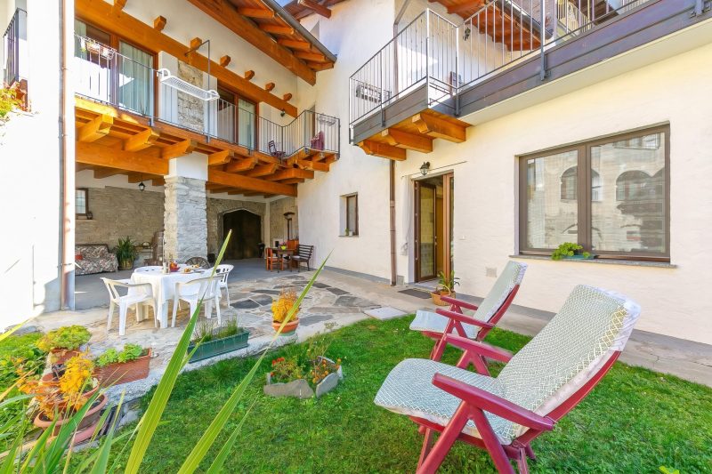 Historic Casa Baroni near Lake Orta