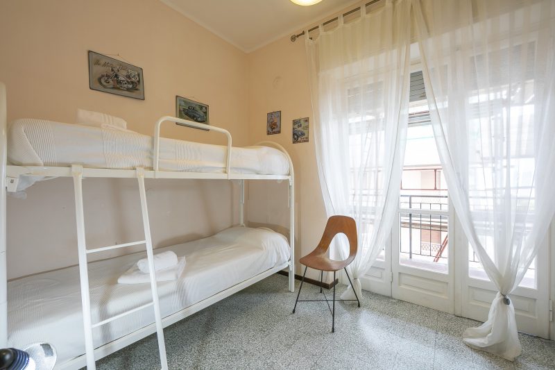 Tre Balconi Sul Mare - Beachfront Sea-View Apartment