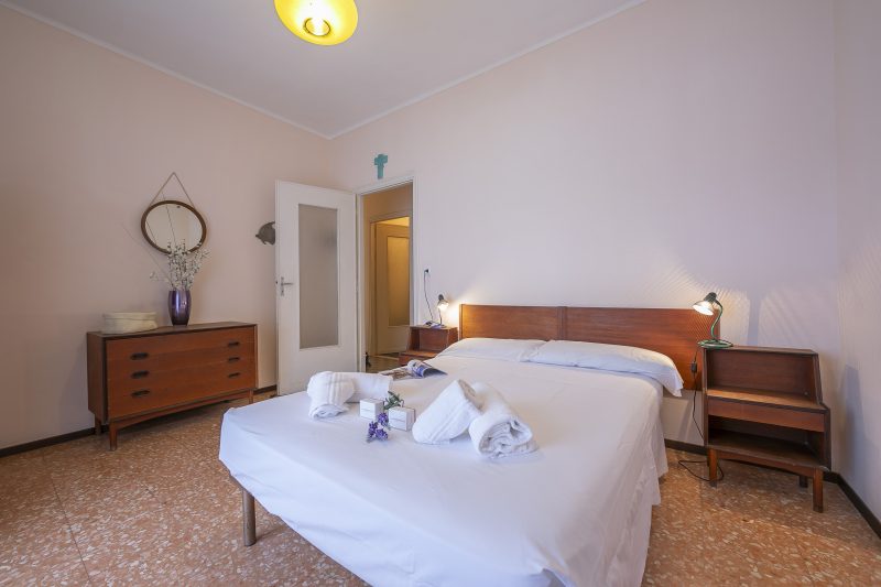 Tre Balconi Sul Mare - Beachfront Sea-View Apartment