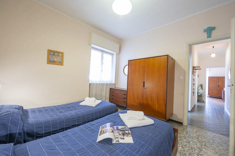 Tre Balconi Sul Mare - Beachfront Sea-View Apartment