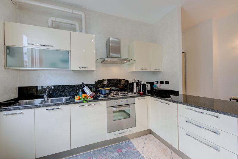 Silvy Apt Salò | Charming & Near Center