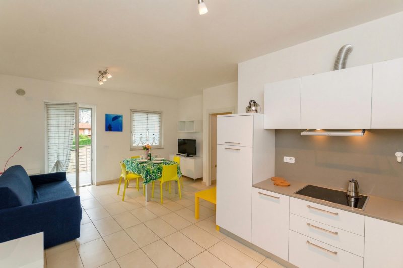 Torbole Relax, Pool & Balcony Apartment 2