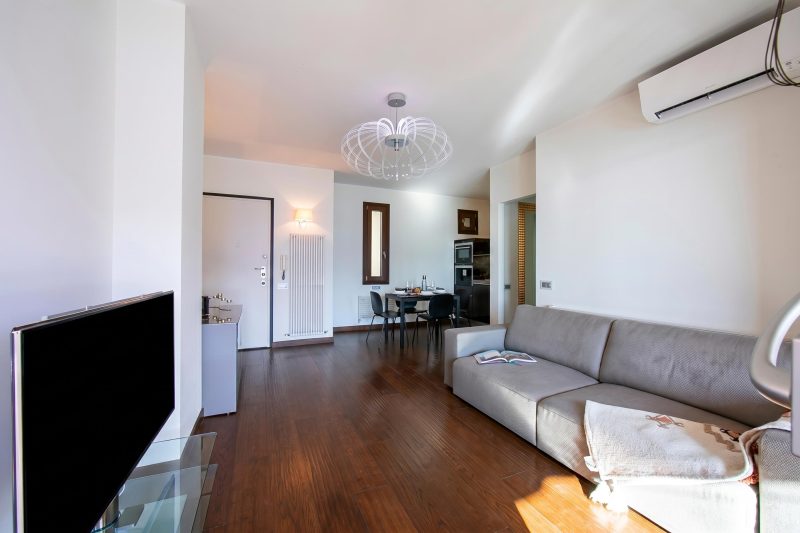 Panorama Lake View Apt + Pool & Beach