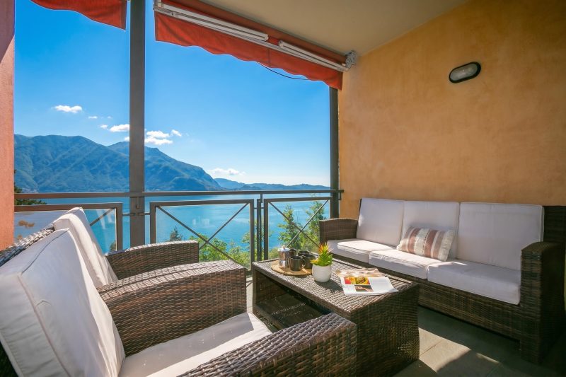 Panorama Lake View Apt + Pool & Beach