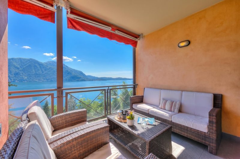 Panorama Lake View Apt + Pool & Beach