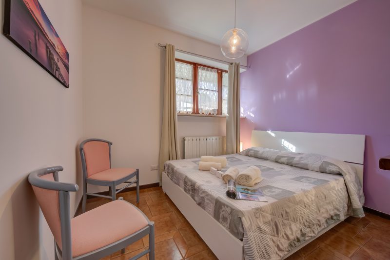 Villa Fiorita - Apt 1 - Violetta near lake, shops & AC