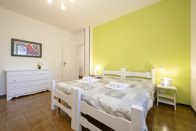 Villa Fiorita - Apt 2 - Margherita near lake, shops & AC