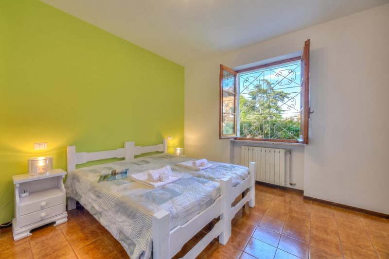 Villa Fiorita - Apt 2 - Margherita near lake, shops & AC