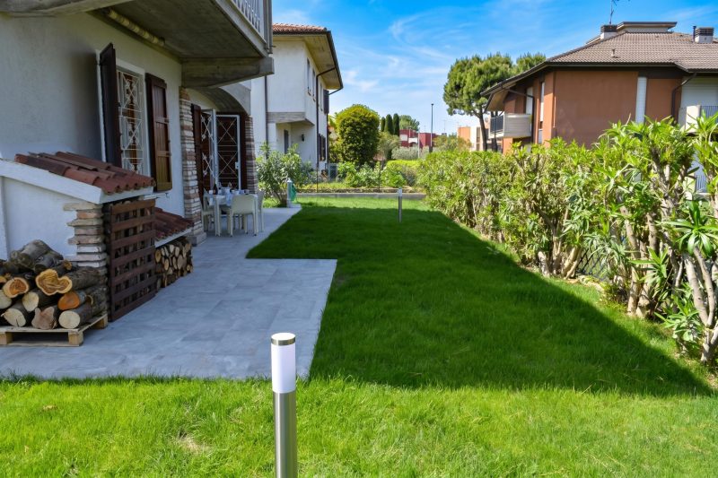 Villa Fiorita - Apt 2 - Margherita near lake, shops & AC