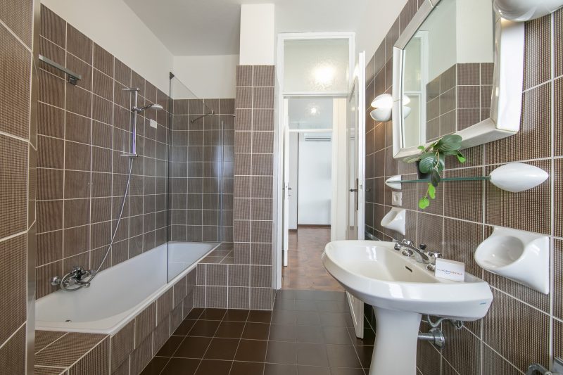 Villa Fiorita - Apt 3 - Ortensia near lake, shops & AC