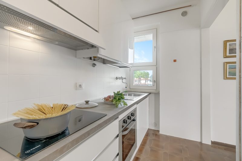 Villa Fiorita - Apt 4 - Mimosa near lake, shops & AC