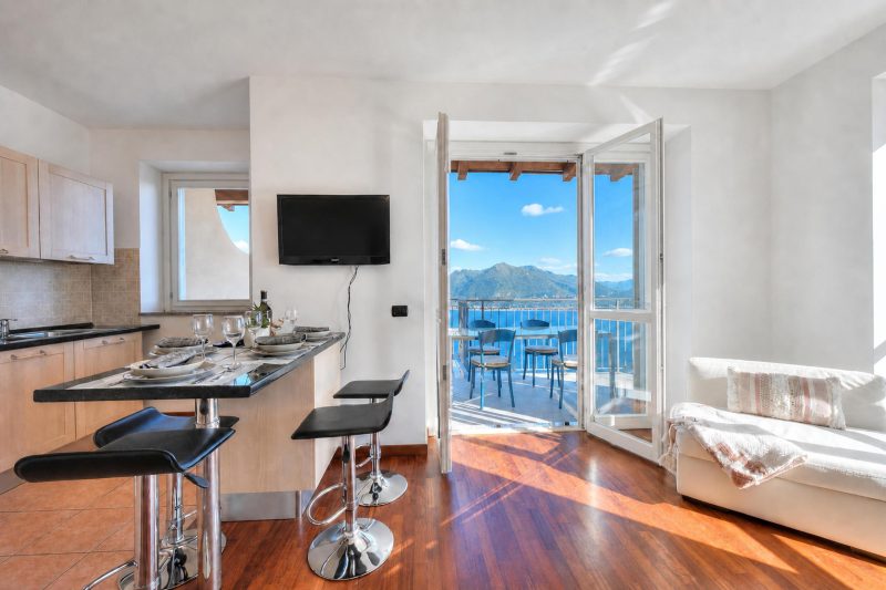 Penthouse The Magnifique View in Stresa