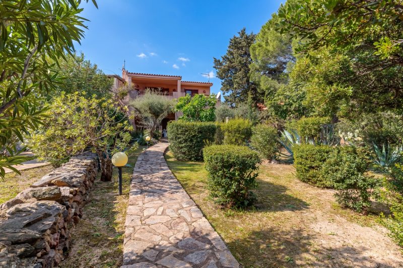 Erica Piano Terra 150m From the Beach