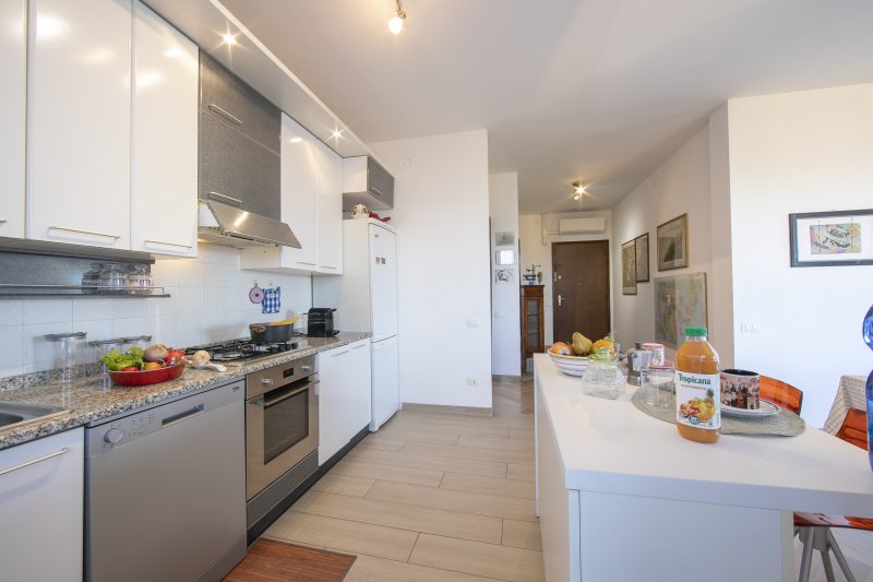 Casa di Paola: Lake-View Balcony Apartment in Peschiera
