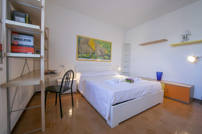 Casa di Paola: Lake-View Balcony Apartment in Peschiera