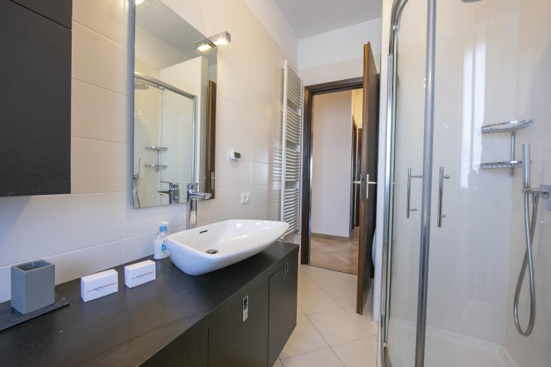 Casa di Paola: Lake-View Balcony Apartment in Peschiera
