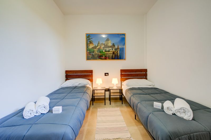 Villa Teresa Apt Lake Garda View 2BR + Pool (Sleeps 6)