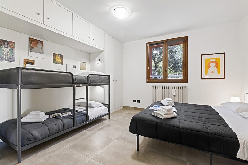 Villa Teresa Apt Lake Garda View 2BR + Pool (Sleeps 6)