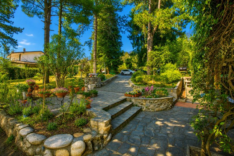 Villa I Tre Archi for 6 with Private Garden