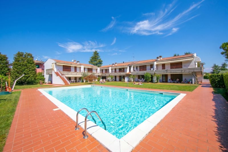 Cinzia Apartment Front Beach- Pool, Garage & Terrace