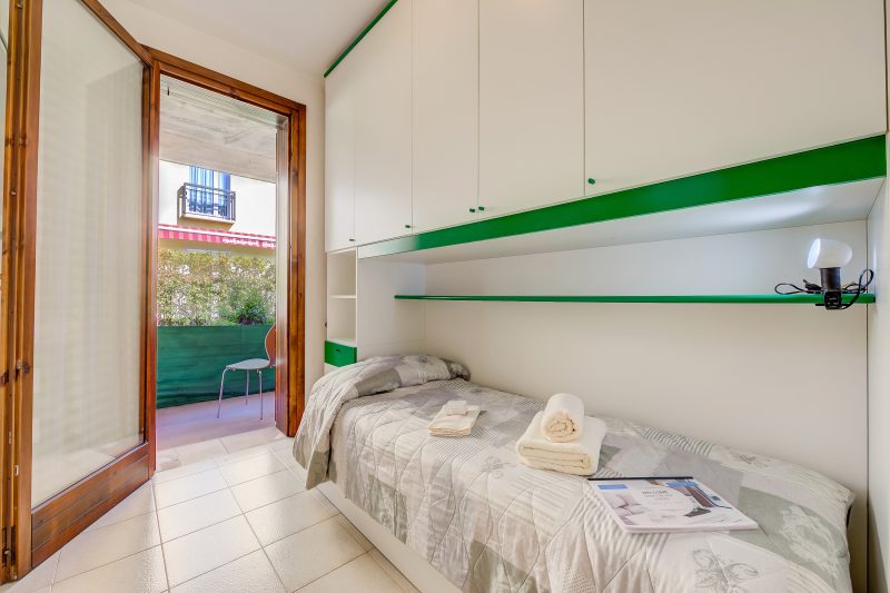 Cinzia Apartment Front Beach- Pool, Garage & Terrace