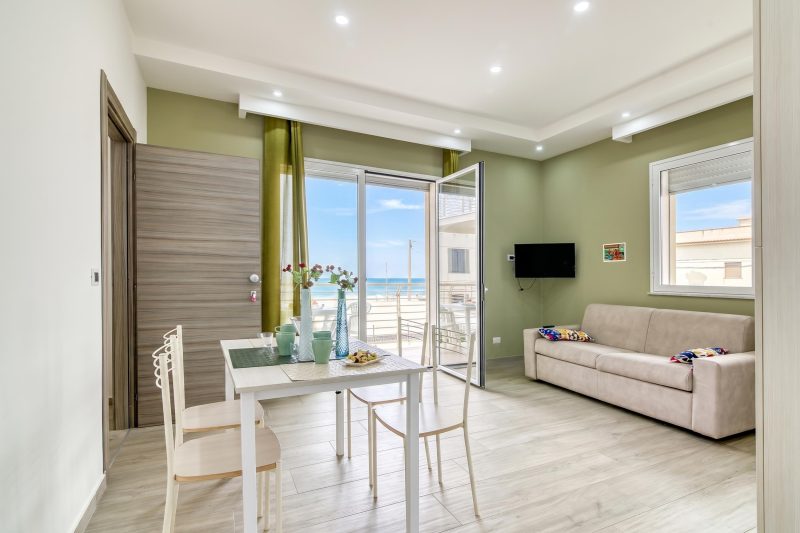 Corallo House 200m From The Sea