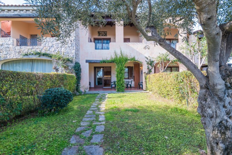 Il Borgo B3 700m From The Beach