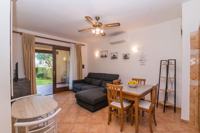 Il Borgo B3 700m From The Beach